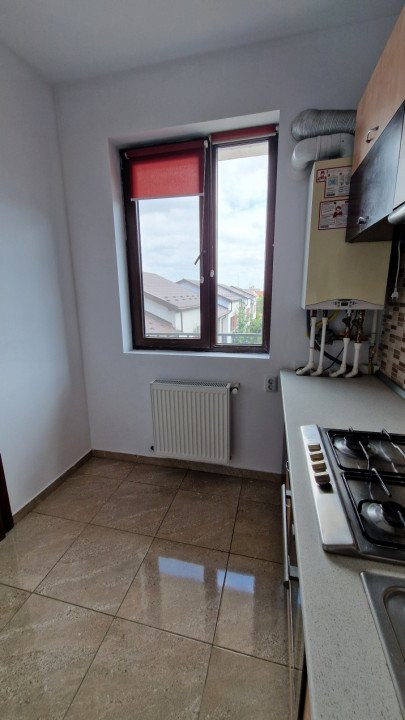 De vanzare garsoniera spatioasa pe CRINULUI langa Mega in ROSU