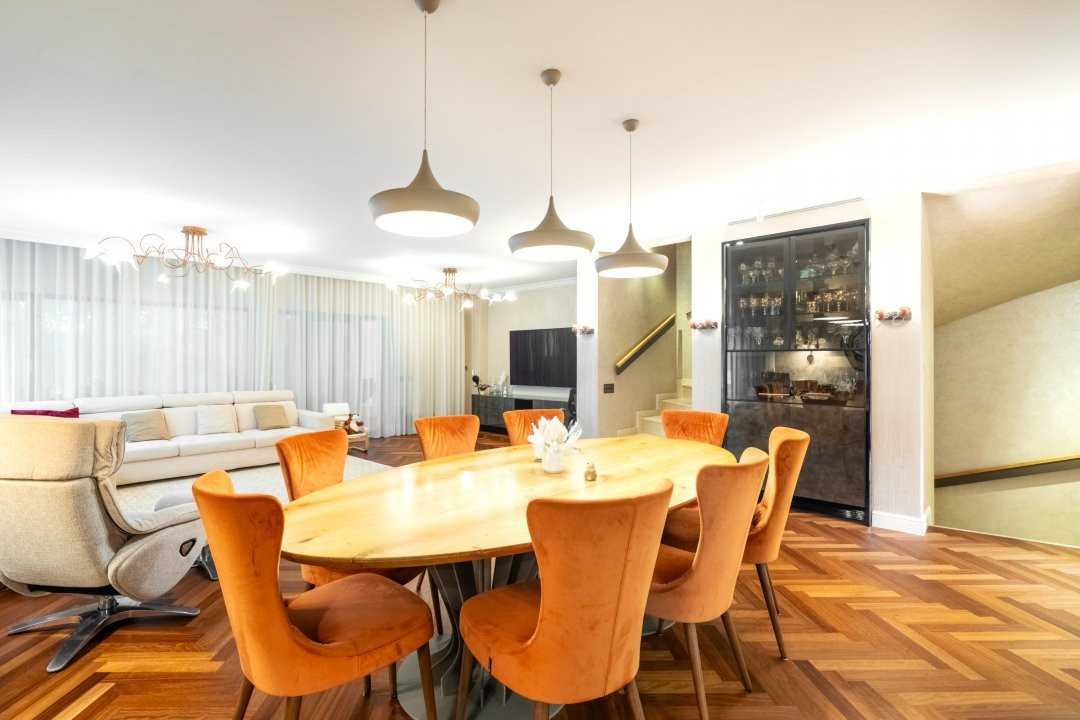 Vila Titan de vanzare - O proprietate care va depăși orice așteptare!