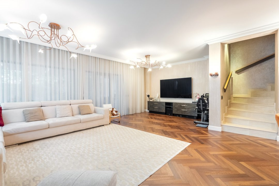 Vila Titan de vanzare - O proprietate care va depăși orice așteptare!