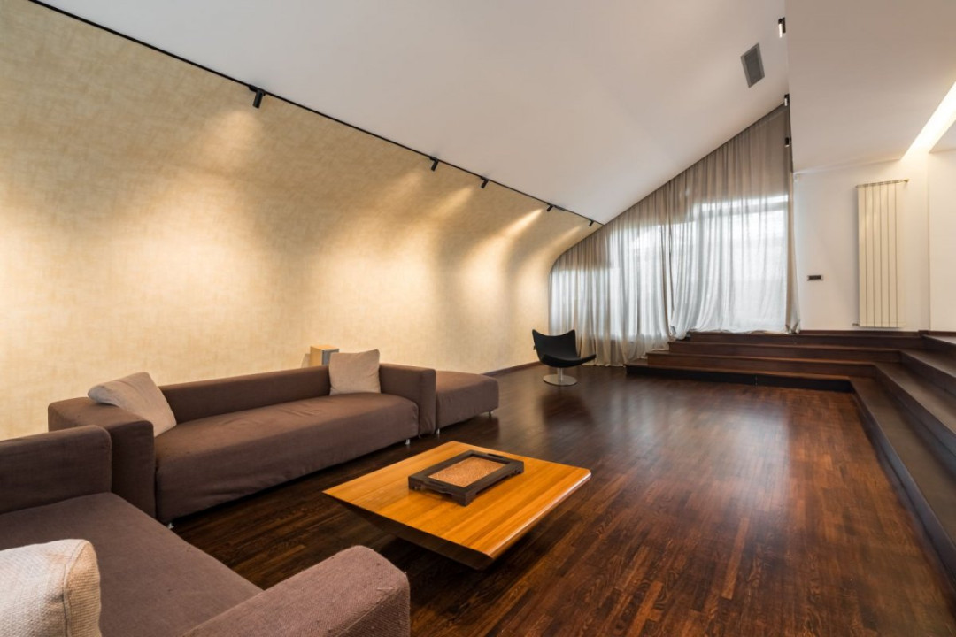 IANCU NICOLAE – COMPLEX TRAIAN, VILA 290 MP, LOT 750 MP