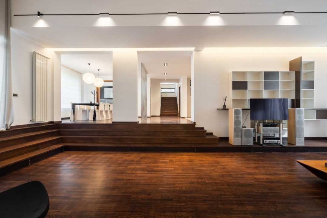 IANCU NICOLAE – COMPLEX TRAIAN, VILA 290 MP, LOT 750 MP