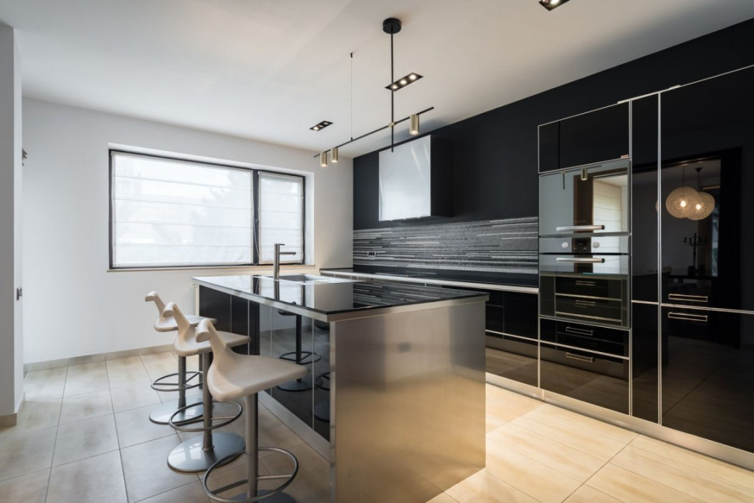 IANCU NICOLAE – COMPLEX TRAIAN, VILA 290 MP, LOT 750 MP