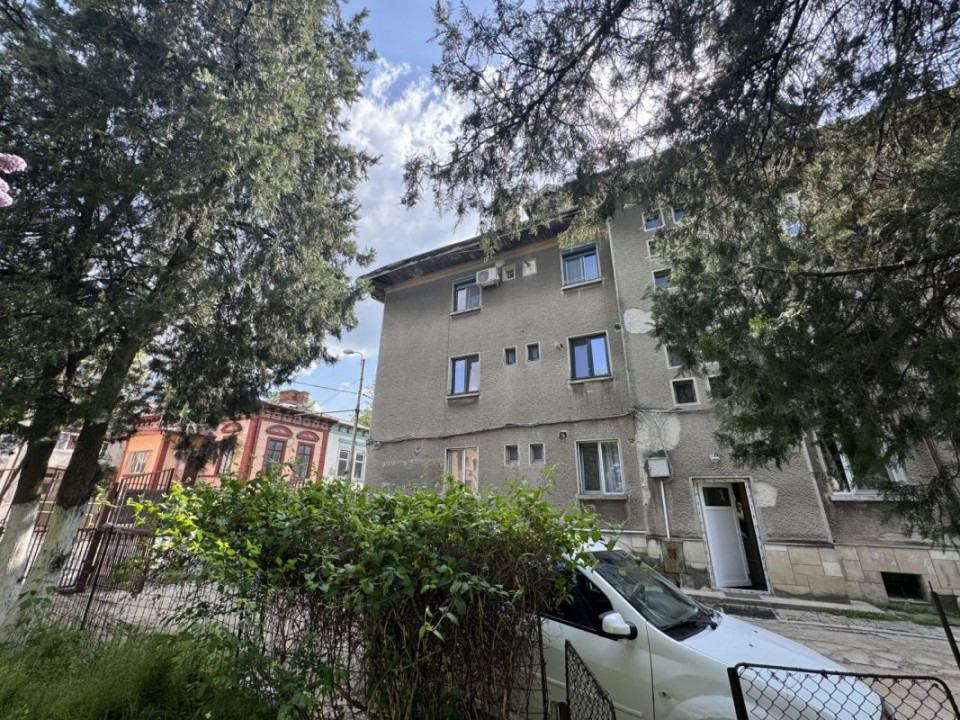 Garsoniera cu parcare și o cameră bonus
