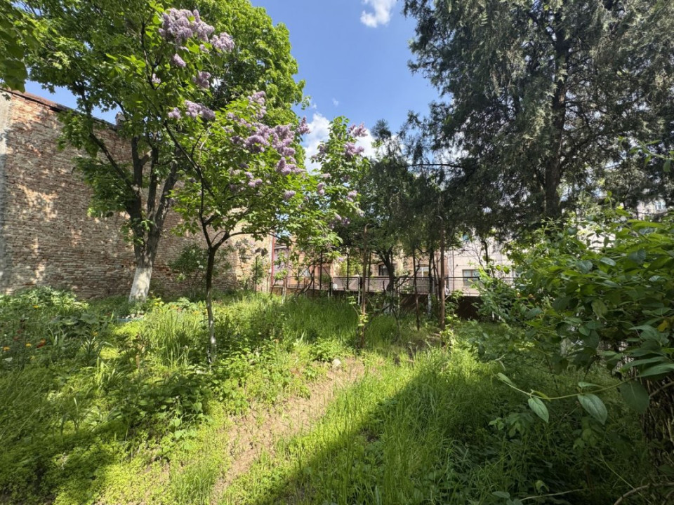Garsoniera cu parcare și o cameră bonus