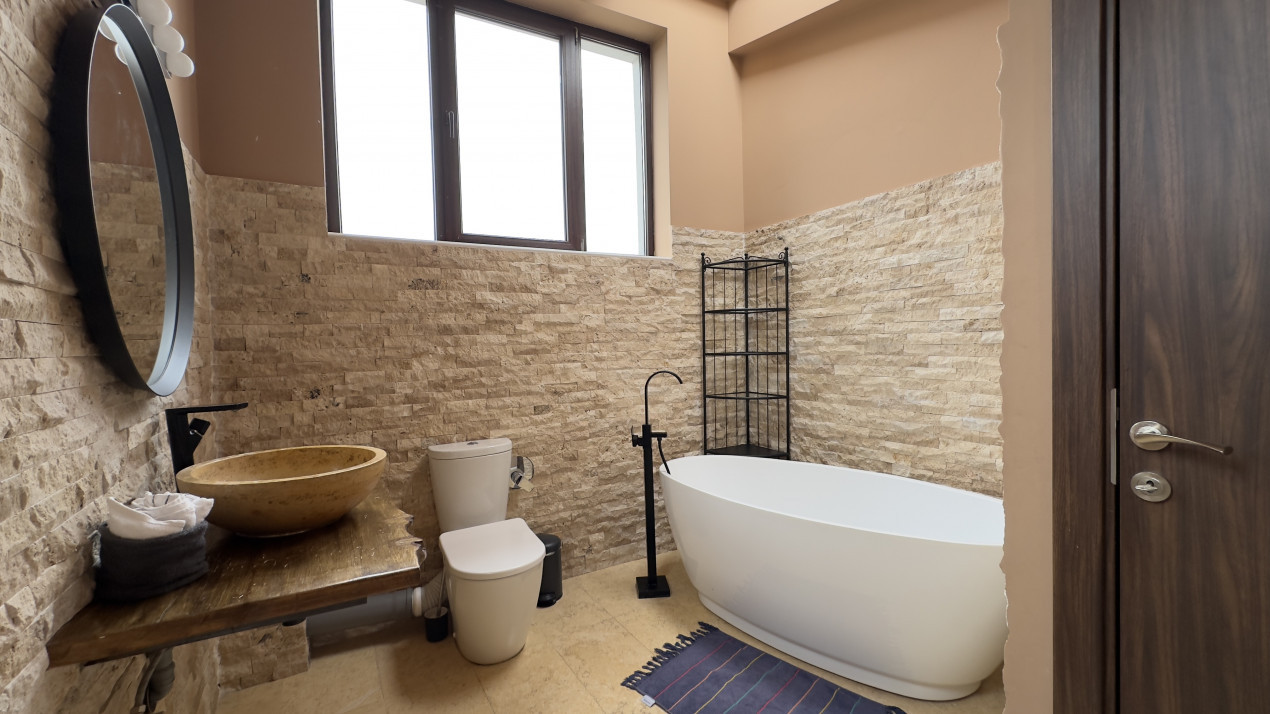 Vila ta în oraș: apartament exclusivist cu 5 camere, pregătit să te cucerească!