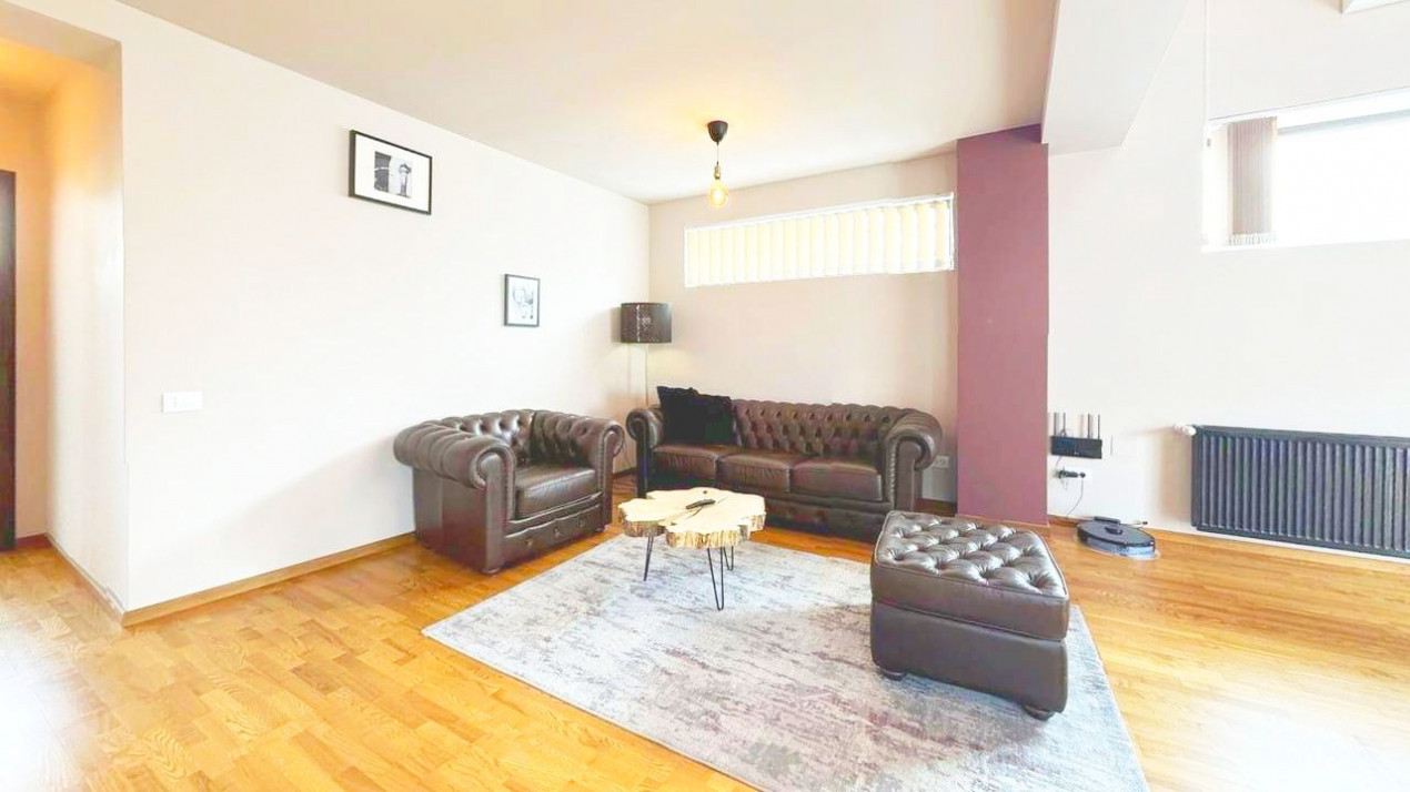 Un colț de vilă în inima orașului – apartament spațios cu 5 camere!