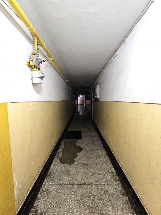 De vanzare 3 camere(cu gradina) - Iuliu Maniu vis-a-vis de Petrom