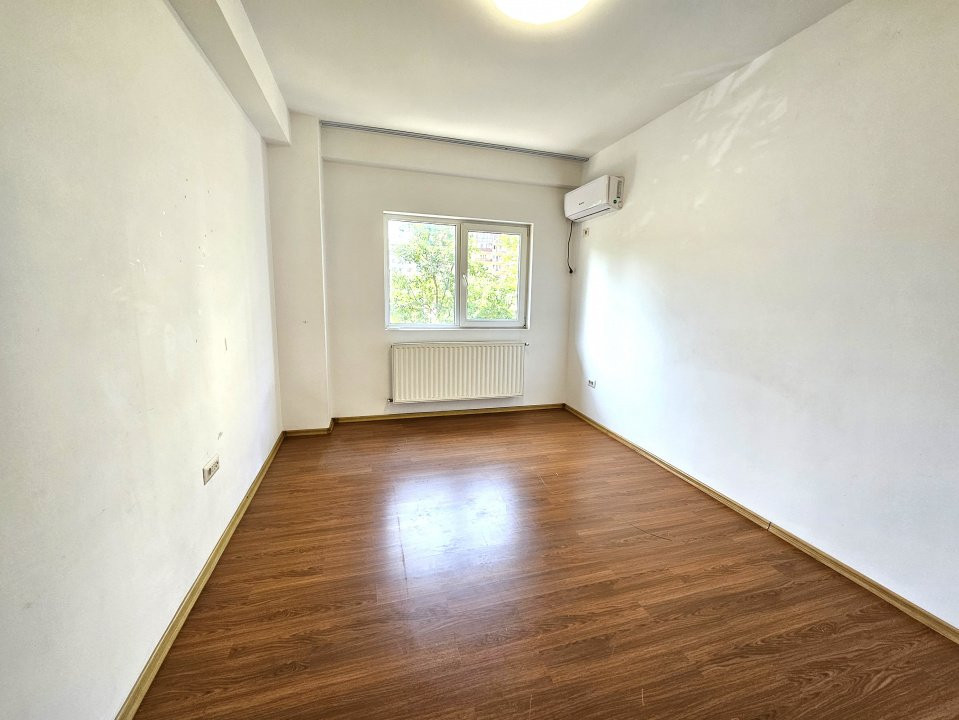 De vanzare 2 camere la LiDL pe Rezervelor- Militari Residence