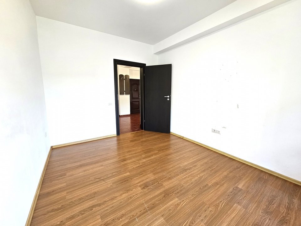 De vanzare 2 camere la LiDL pe Rezervelor- Militari Residence