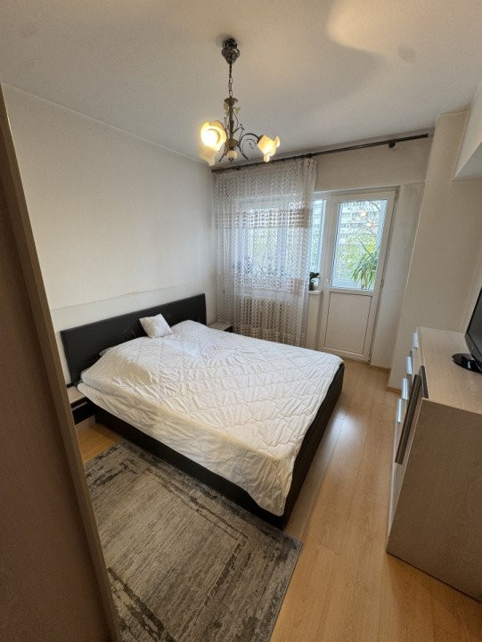 VANZARE APARTAMENT 3 CAMERE - LUJERULUI- MOBILAT UTILAT - METROU 