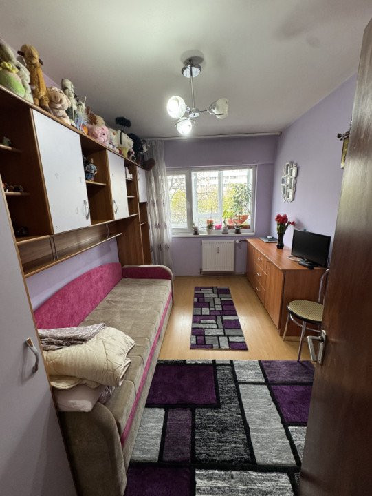 VANZARE APARTAMENT 3 CAMERE - LUJERULUI- MOBILAT UTILAT - METROU 