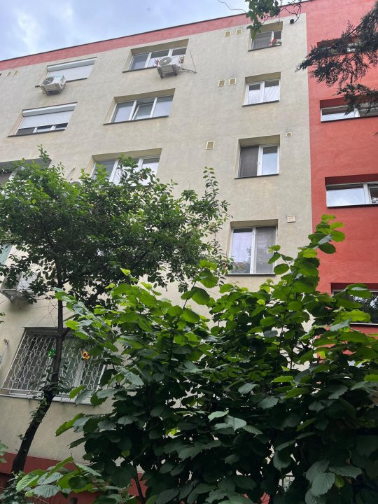 Apartament cu 3 camere intr-o oaza de verdeata- Piata Rahova