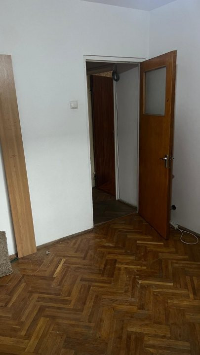 Apartament cu 3 camere intr-o oaza de verdeata- Piata Rahova