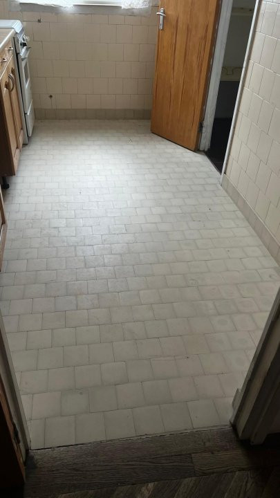 Apartament cu 3 camere intr-o oaza de verdeata- Piata Rahova