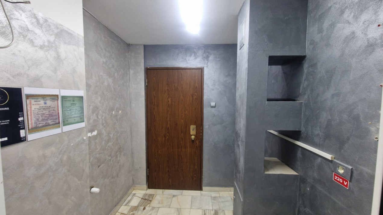 Spațiu comercial , Șoseaua Sălaj, locație premium, fost salon infrumusetare !