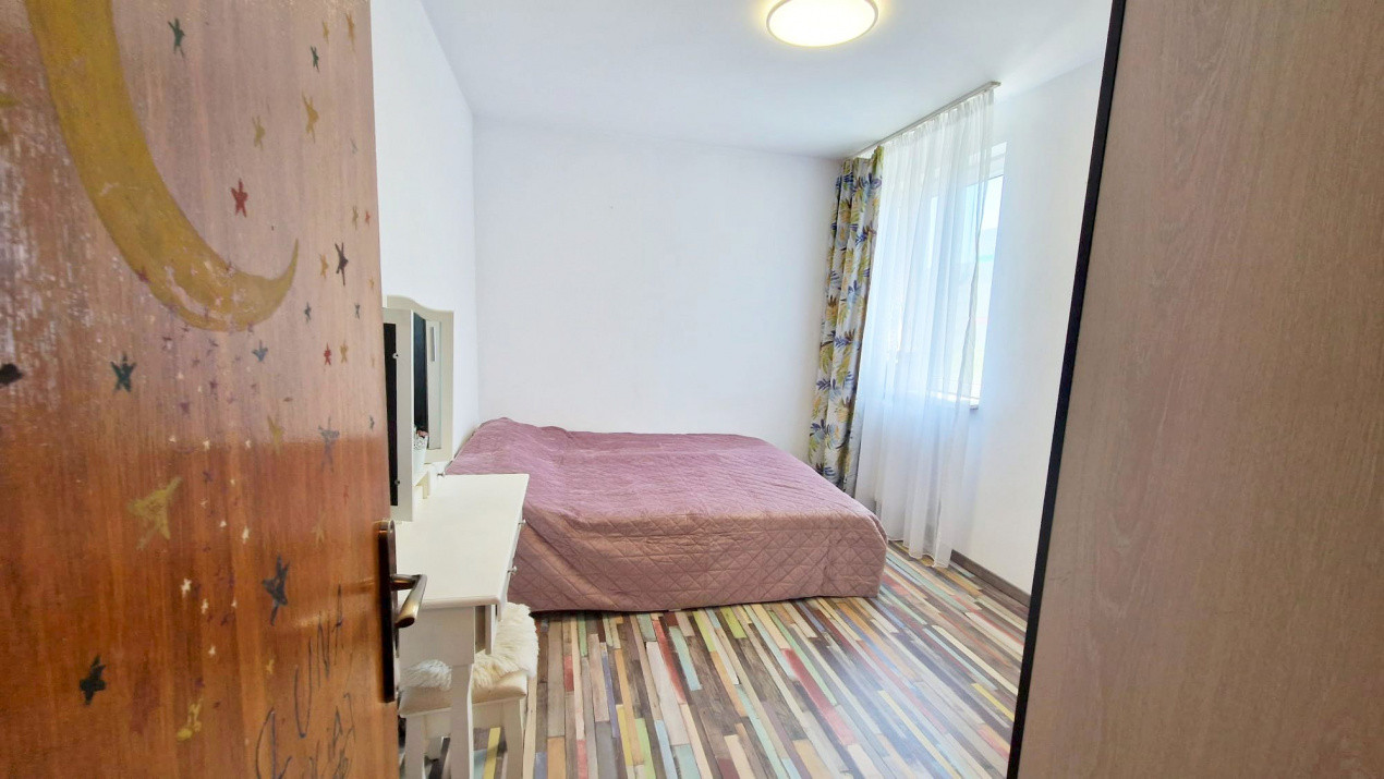 Apartament cu 2 camere și balcon însorit în Alexandru Obregia!