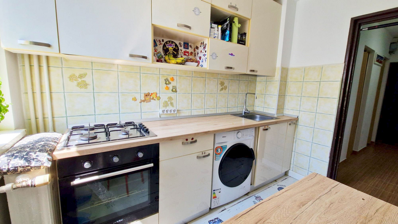 Apartament cu 2 camere și balcon însorit în Alexandru Obregia!