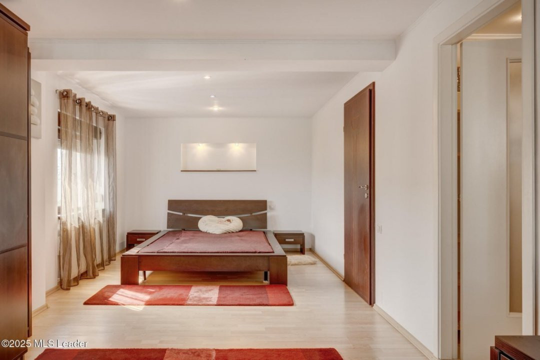 Apartament 3 camere 95 mp in Aviatiei