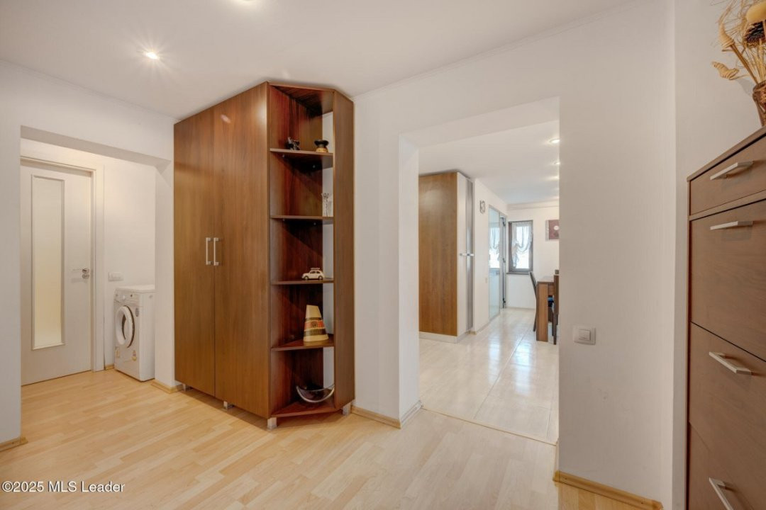 Apartament 3 camere 95 mp in Aviatiei