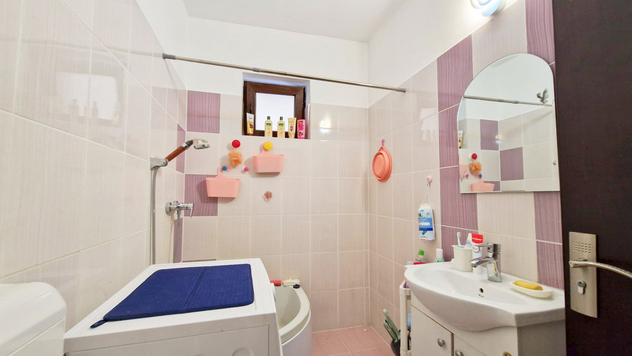 Garsonieră cochetă – Spațiu mic, confort mare!