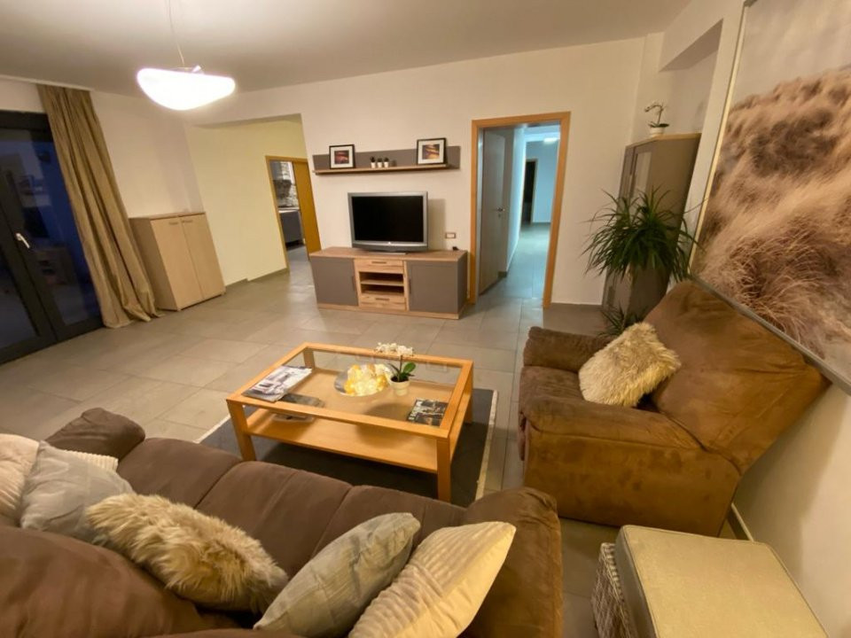 Închiriere apartament 5 camere – Prel, Ghencea, terasă 25mp, 2 locuri parcare
