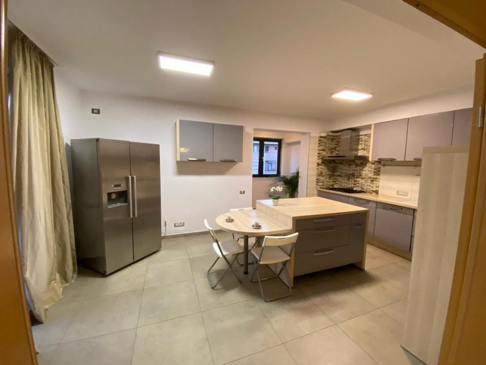Închiriere apartament 5 camere – Prel, Ghencea, terasă 25mp, 2 locuri parcare