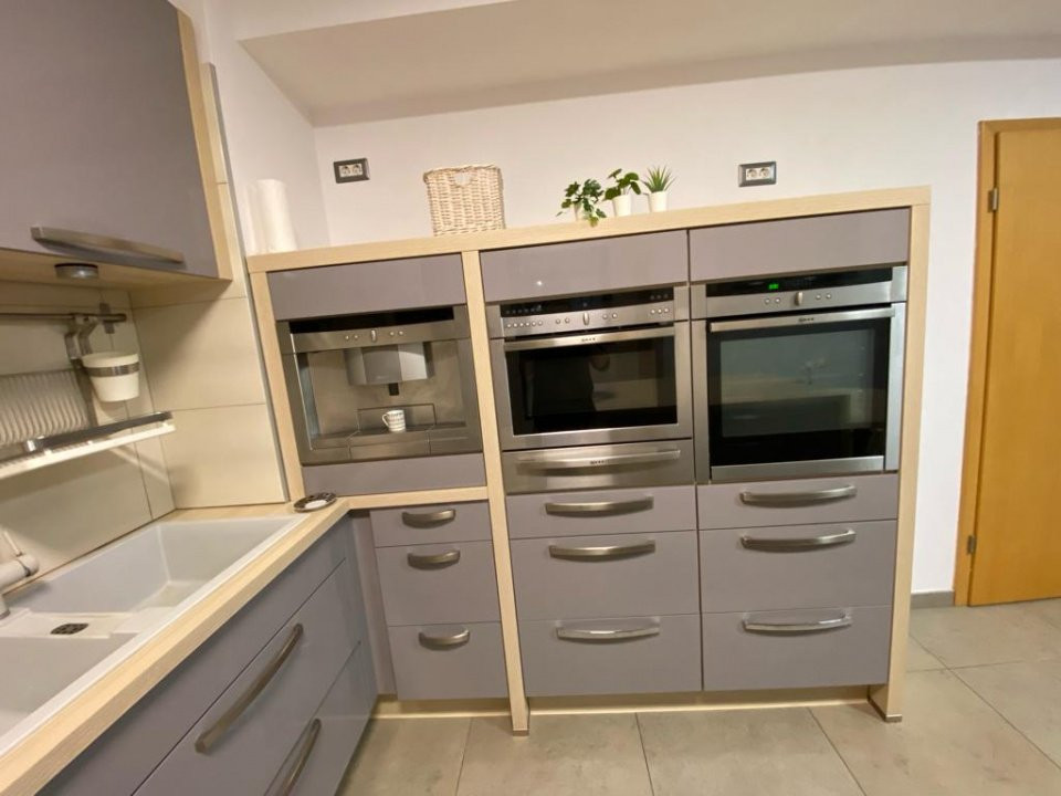 Închiriere apartament 5 camere – Prel, Ghencea, terasă 25mp, 2 locuri parcare