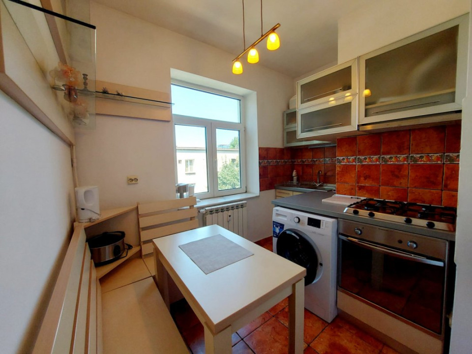Apartamentul cu tei la geam, Floreasca - Barbu Văcărescu!