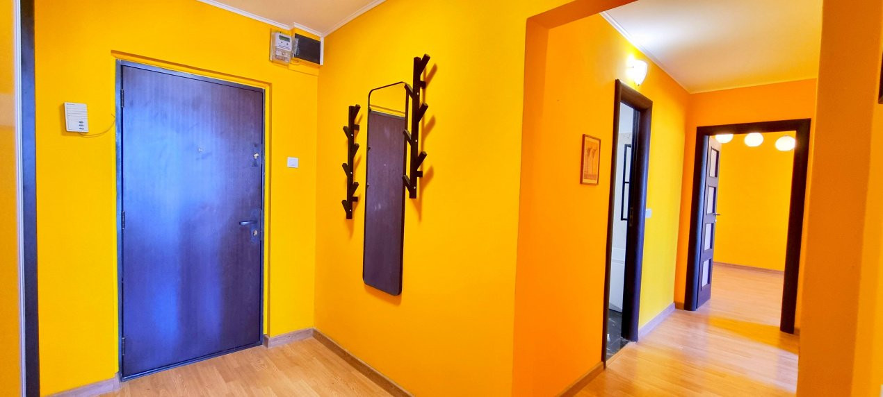 Ap decomandat cu 2 camere la Lujerului, renovat si partial mobilat!