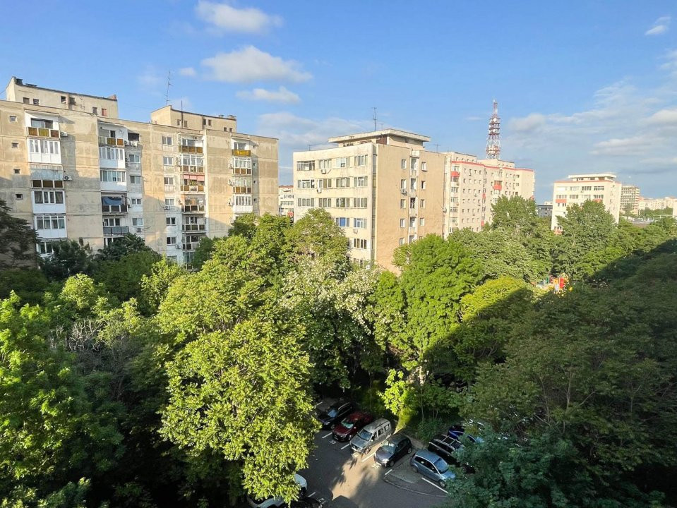  Metrou Piata Sudului Apartament cu 3 camere 68 mp 2 locuri de parcare