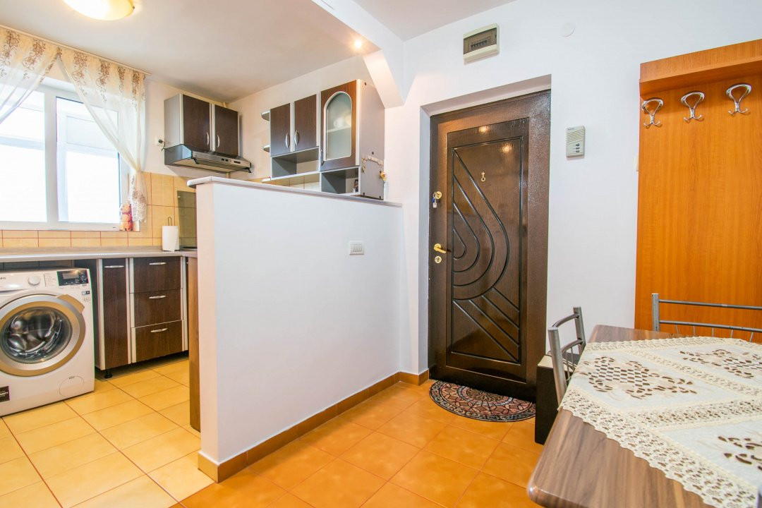  Metrou Piata Sudului Apartament cu 3 camere 68 mp 2 locuri de parcare