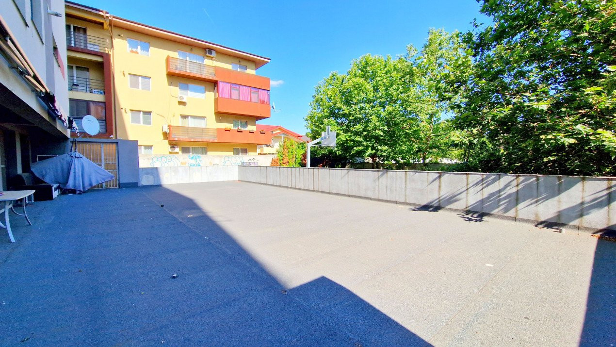 Apartament rar cu 5 camere și curte de 358 mp – Prelungirea Ghencea