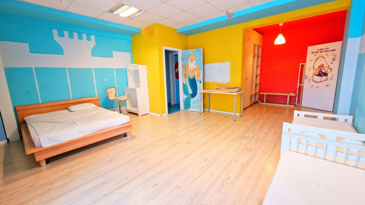 Apartament rar cu 5 camere și curte de 358 mp – Prelungirea Ghencea