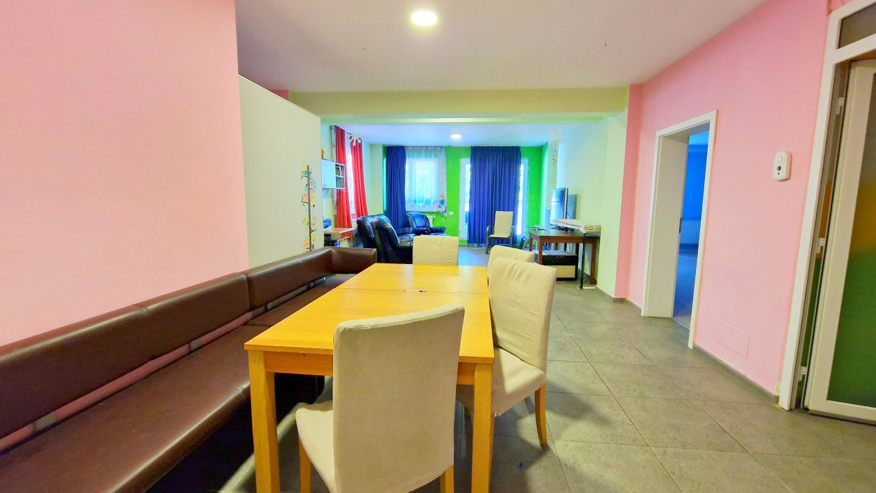 Apartament rar cu 5 camere și curte de 358 mp – Prelungirea Ghencea