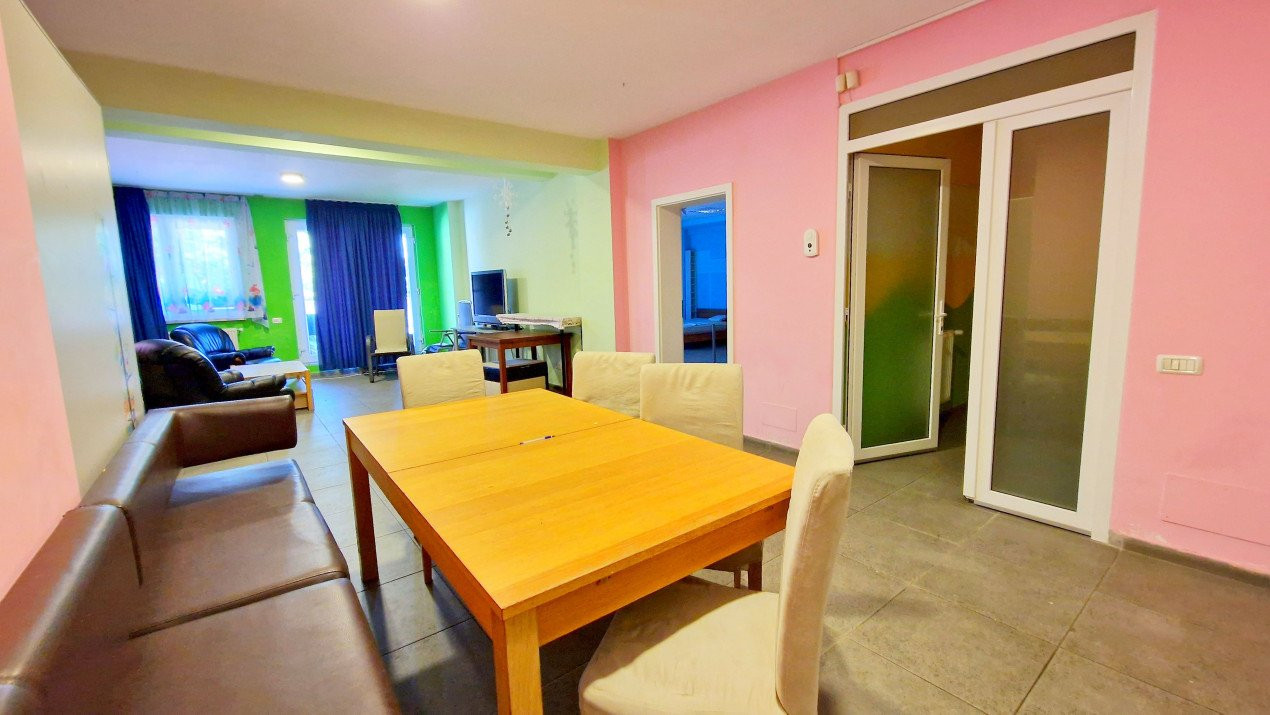 Apartament rar cu 5 camere și curte de 358 mp – Prelungirea Ghencea