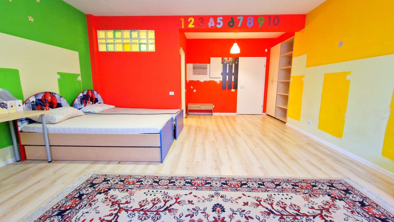 Apartament rar cu 5 camere și curte de 358 mp – Prelungirea Ghencea