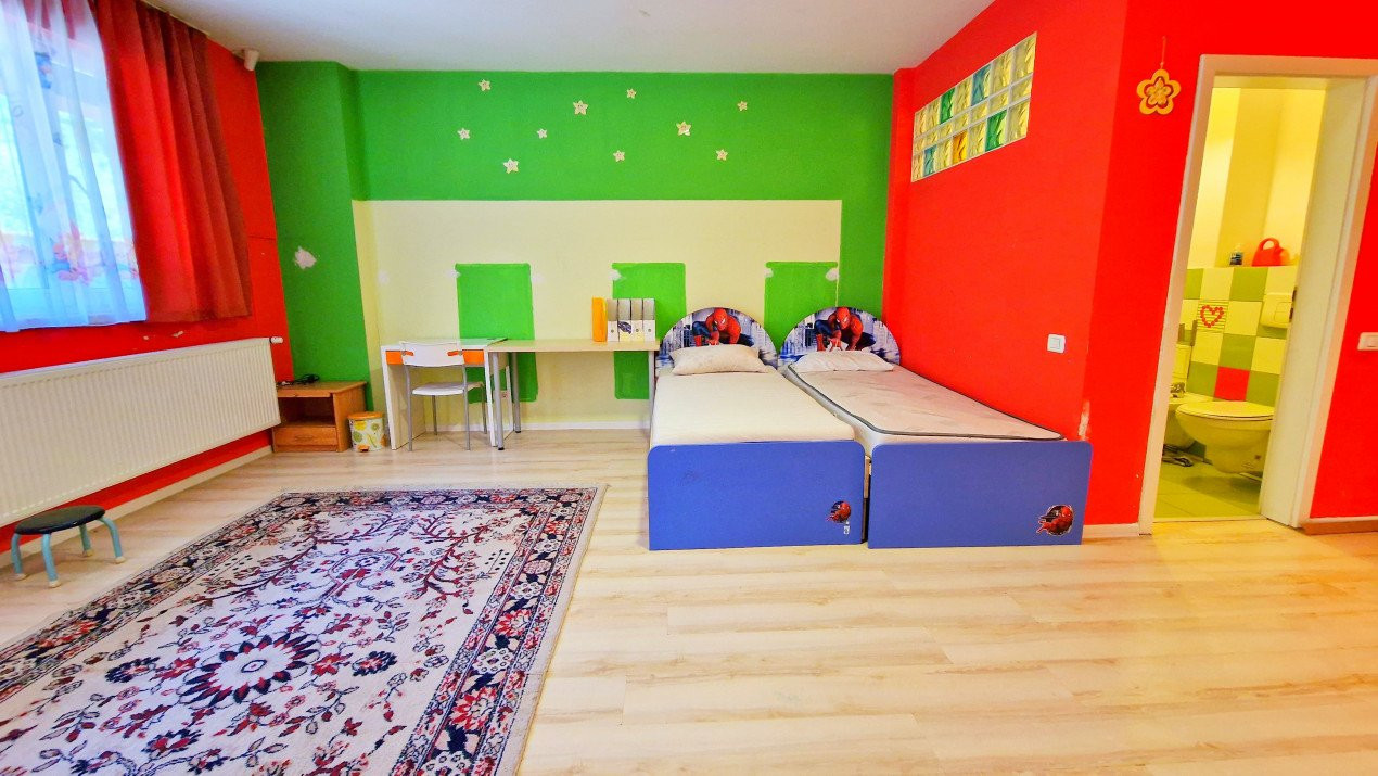 Apartament rar cu 5 camere și curte de 358 mp – Prelungirea Ghencea