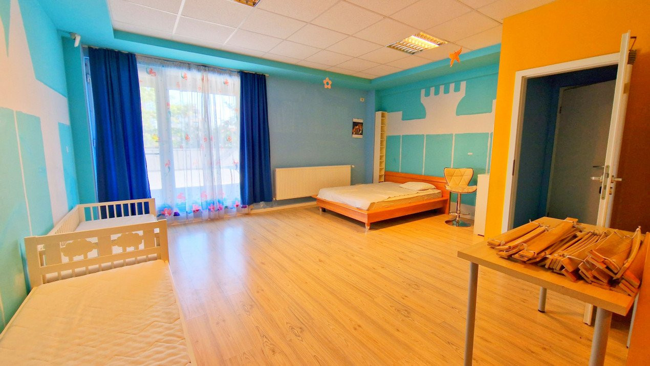 Apartament rar cu 5 camere și curte de 358 mp – Prelungirea Ghencea