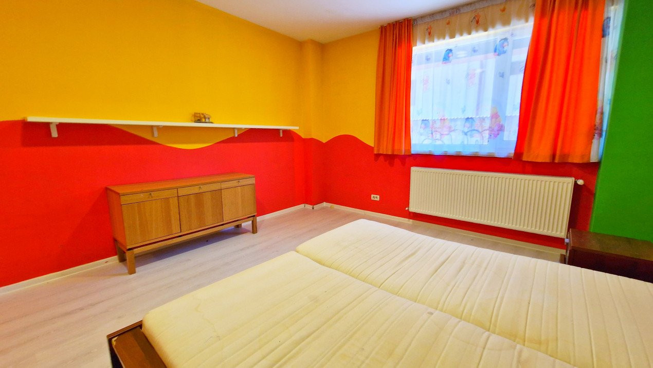 Apartament rar cu 5 camere și curte de 358 mp – Prelungirea Ghencea