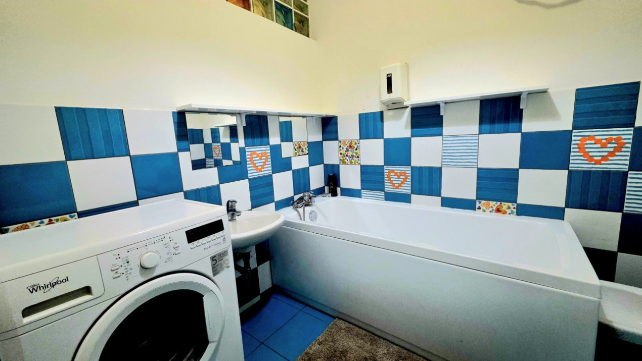 Apartament rar cu 5 camere și curte de 358 mp – Prelungirea Ghencea