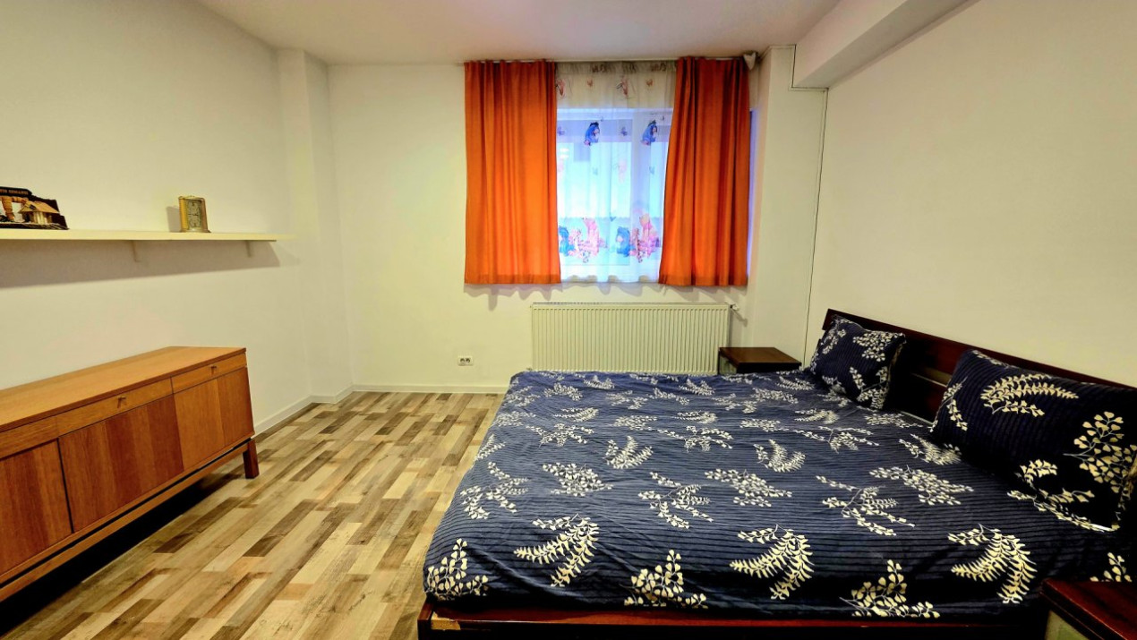 Apartament rar cu 5 camere și curte de 358 mp – Prelungirea Ghencea