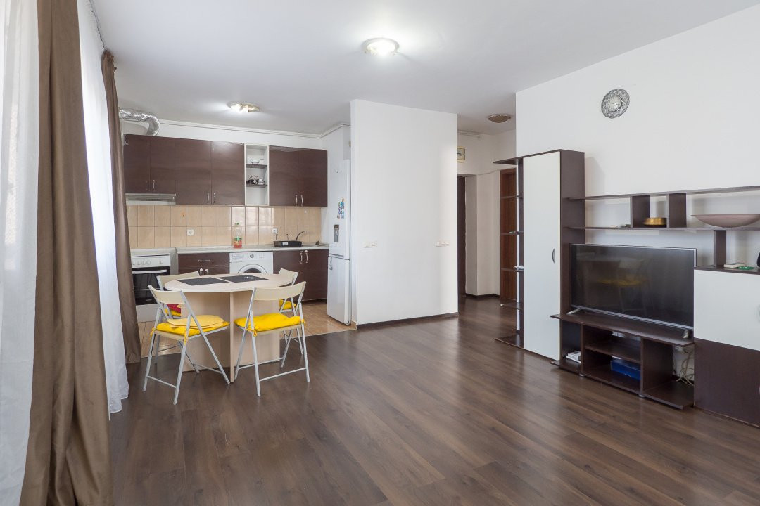 Apartament semimobilat si utilat modern, liber, în Titan, Răsărit de Soare 