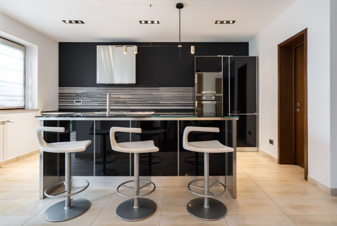 IANCU NICOLAE – COMPLEX TRAIAN, VILA 350 MP, LOT 750 MP