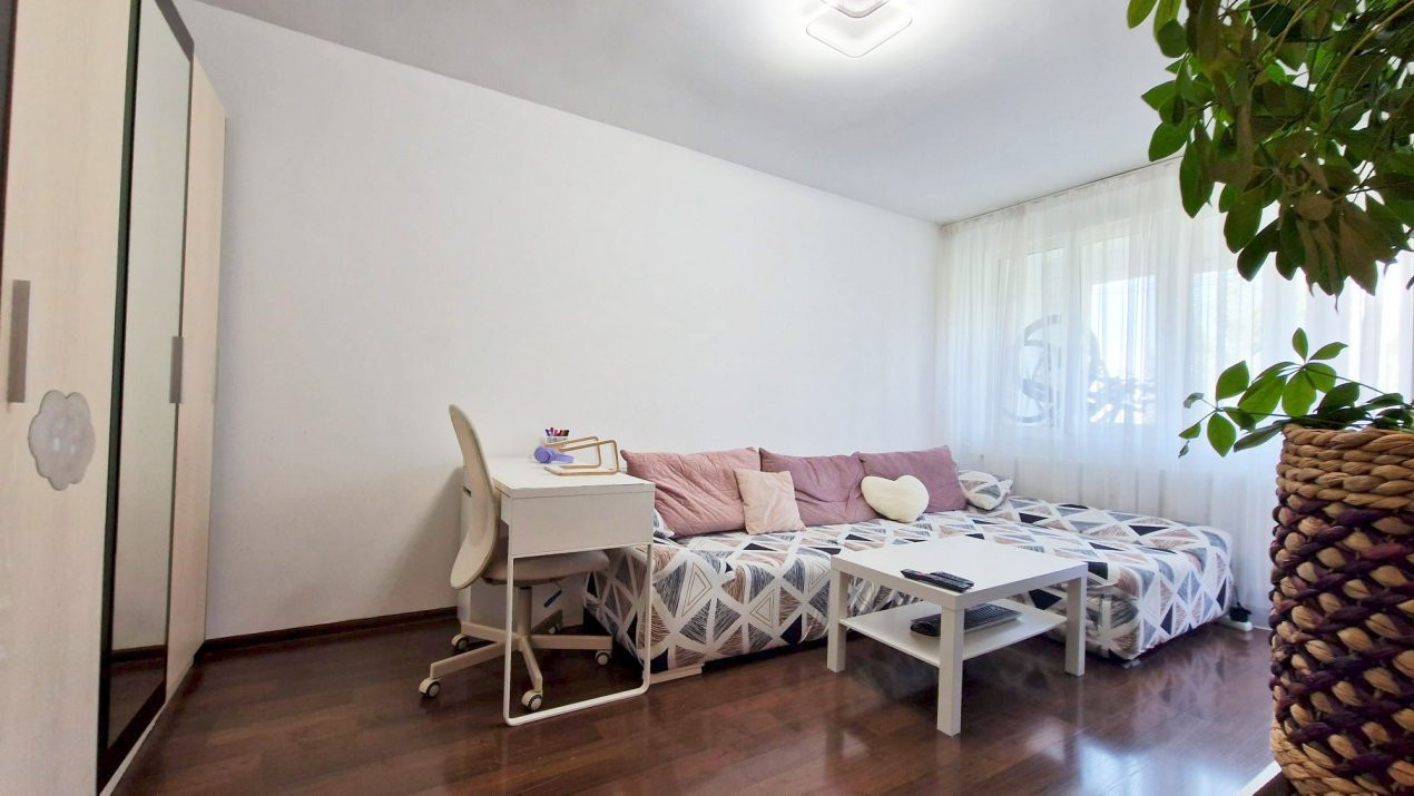 Apartament cu 2 camere și balcon însorit în Alexandru Obregia!