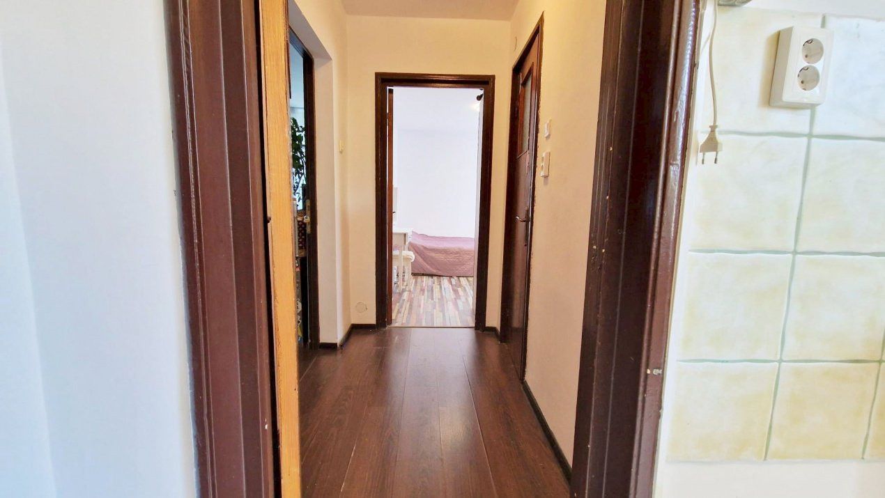 Apartament cu 2 camere și balcon însorit în Alexandru Obregia!