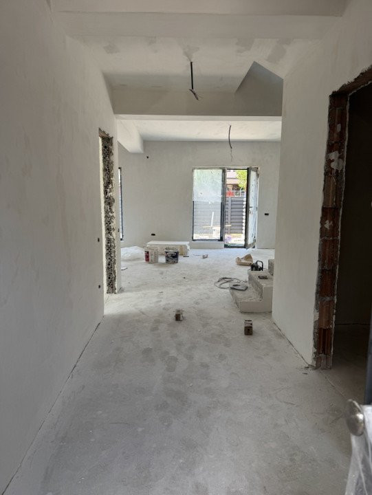 DE VANZARE VILA BRAGADIRU ILFOV LA CHEIE - SOSEAUA ALEXANDRIEI IEDEREI 