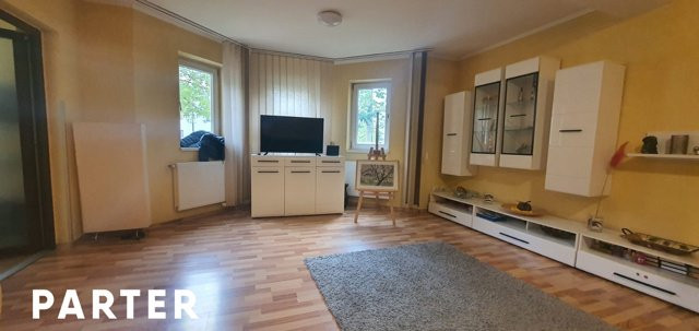 Inchiriere apartament cu 2 camere, in vila,,oras Pantelimon 