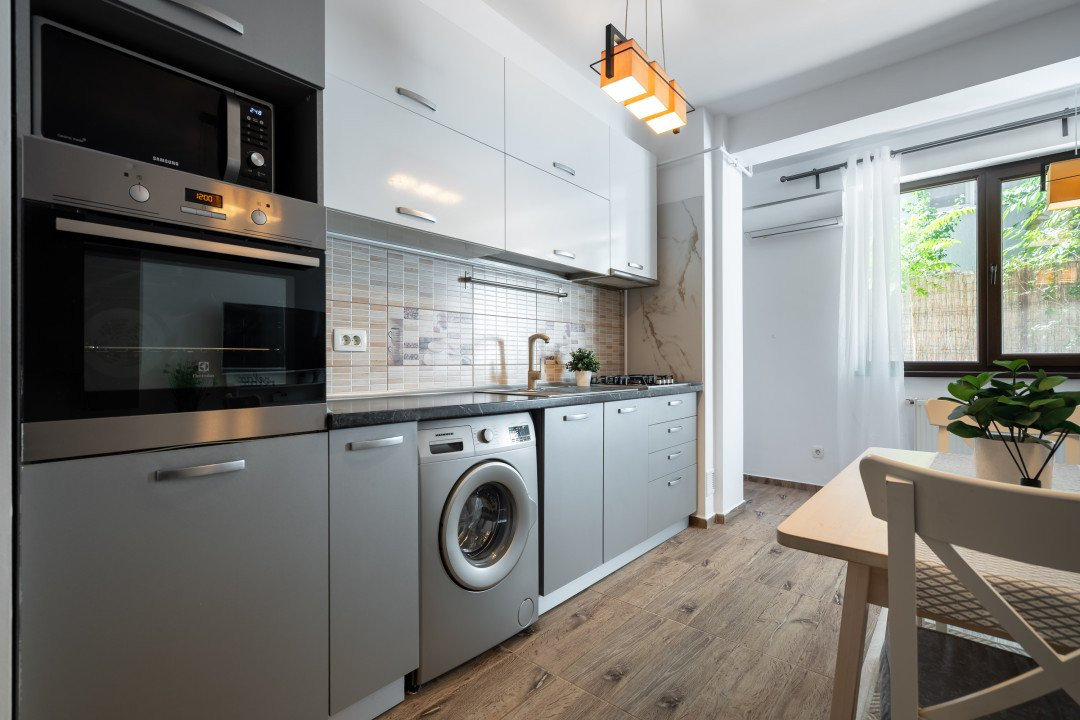 2 camere - curte 36mp - Ozana - str. Fetesti