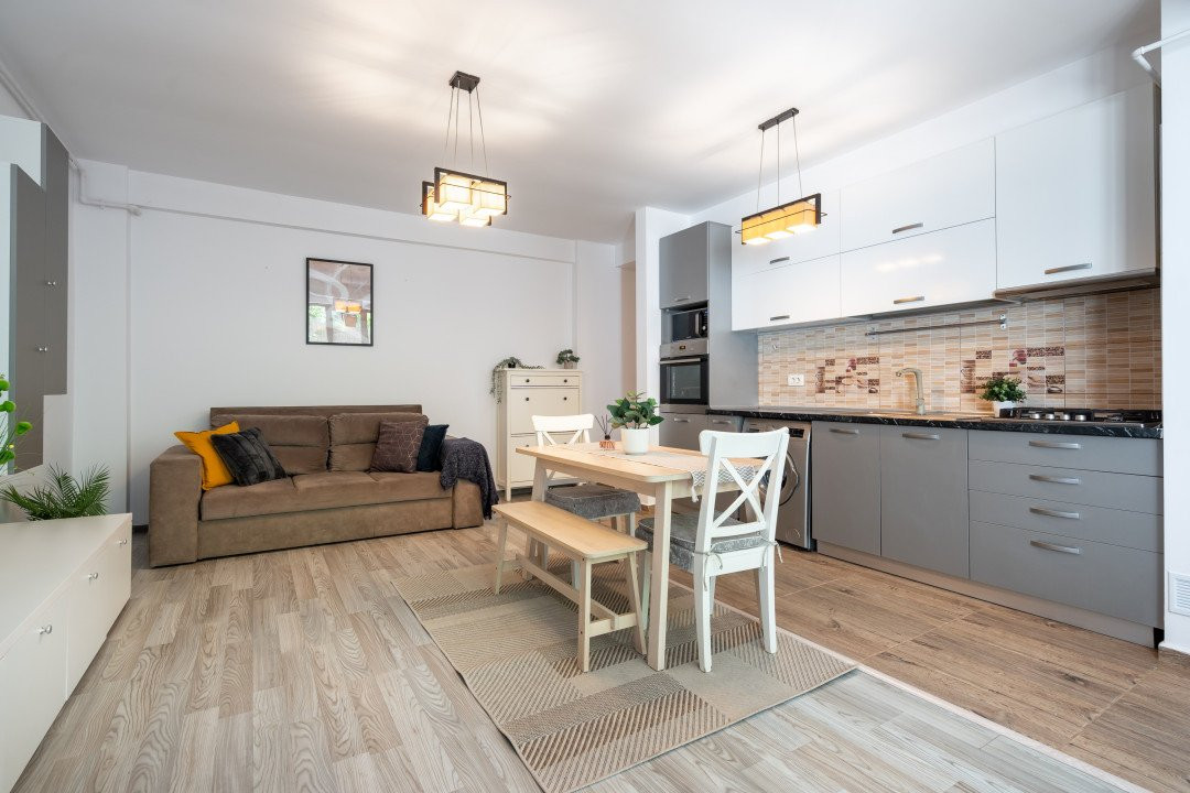 2 camere - curte 36mp - Ozana - str. Fetesti