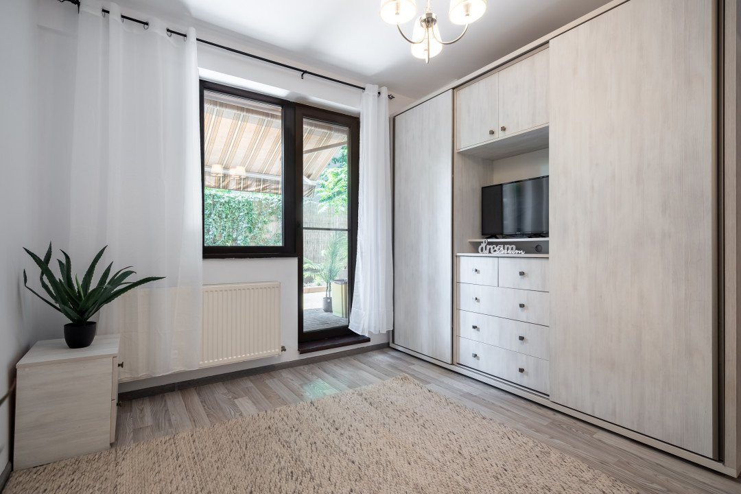 2 camere - curte 36mp - Ozana - str. Fetesti